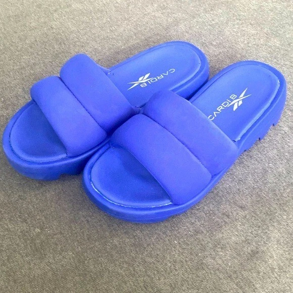 Reebok X Cardi B Womens Blue Chunky Slide Sandals Size 7