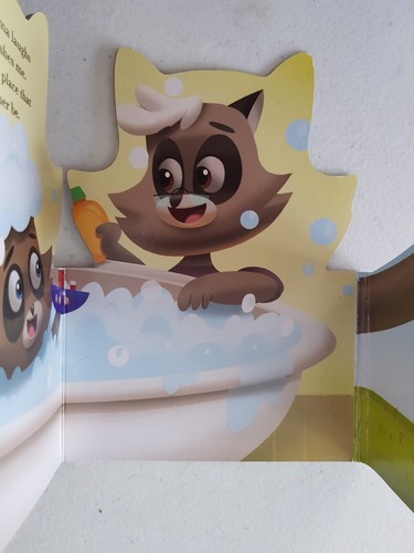 Hugs & Kisses Board Book - Grandma Loves Me 2017 Lake Press Raccoon - Imagen 11 de 11