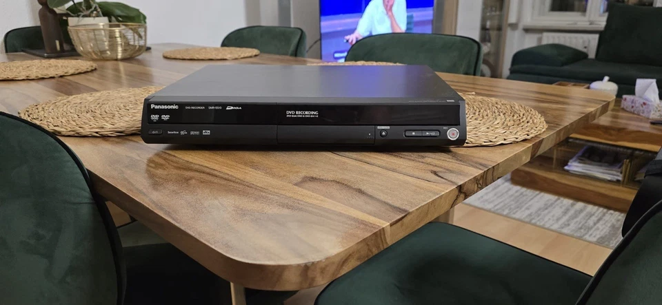 Panasonic DMR-ES10 DVD Recorder (ohne Fernbedienung)