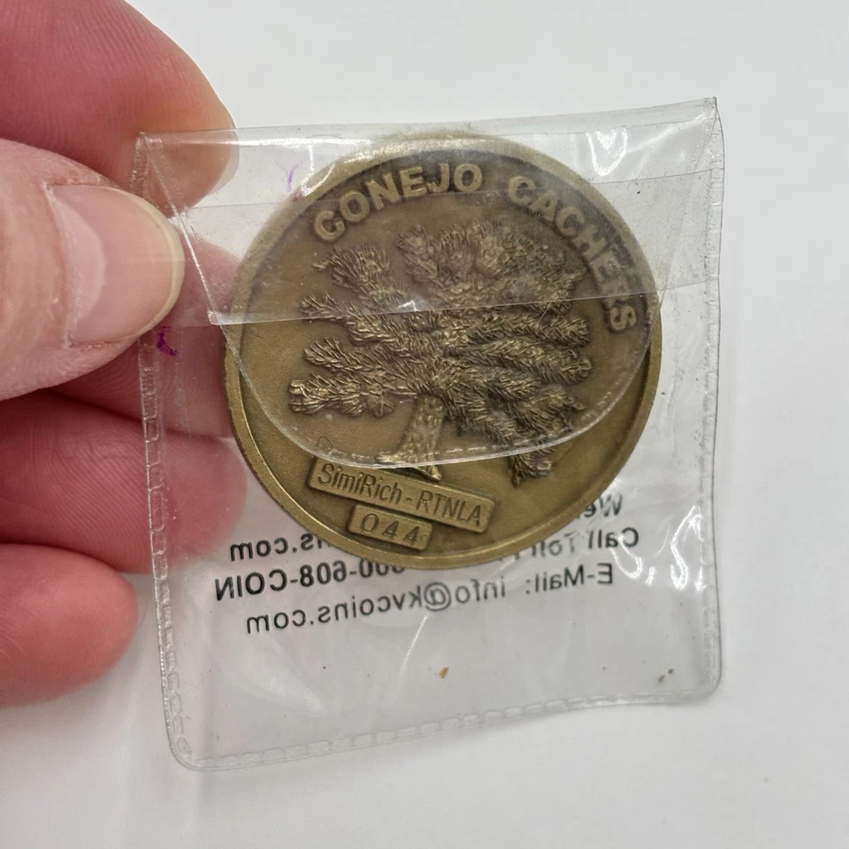 CONEJO CACHERS Geocoin #044 SimiRich - RTNLA Non-trackable VHTF - Image 4 of 4