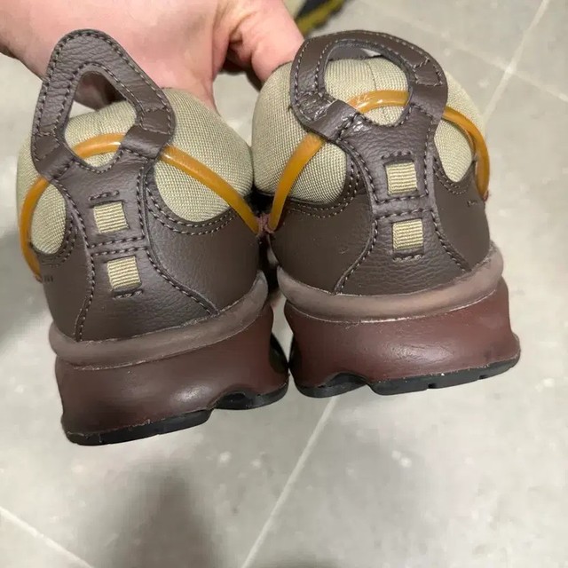 Nike Cookie-ni - Used Condition