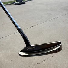 SCOTTY CAMERON CORONADO TWO OIL CAN 34.5 INCH RT / H PUTTER