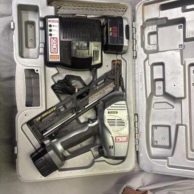 Senco Battery Power 15 Degree Finish Gum Nail Gun (one Working Battery)