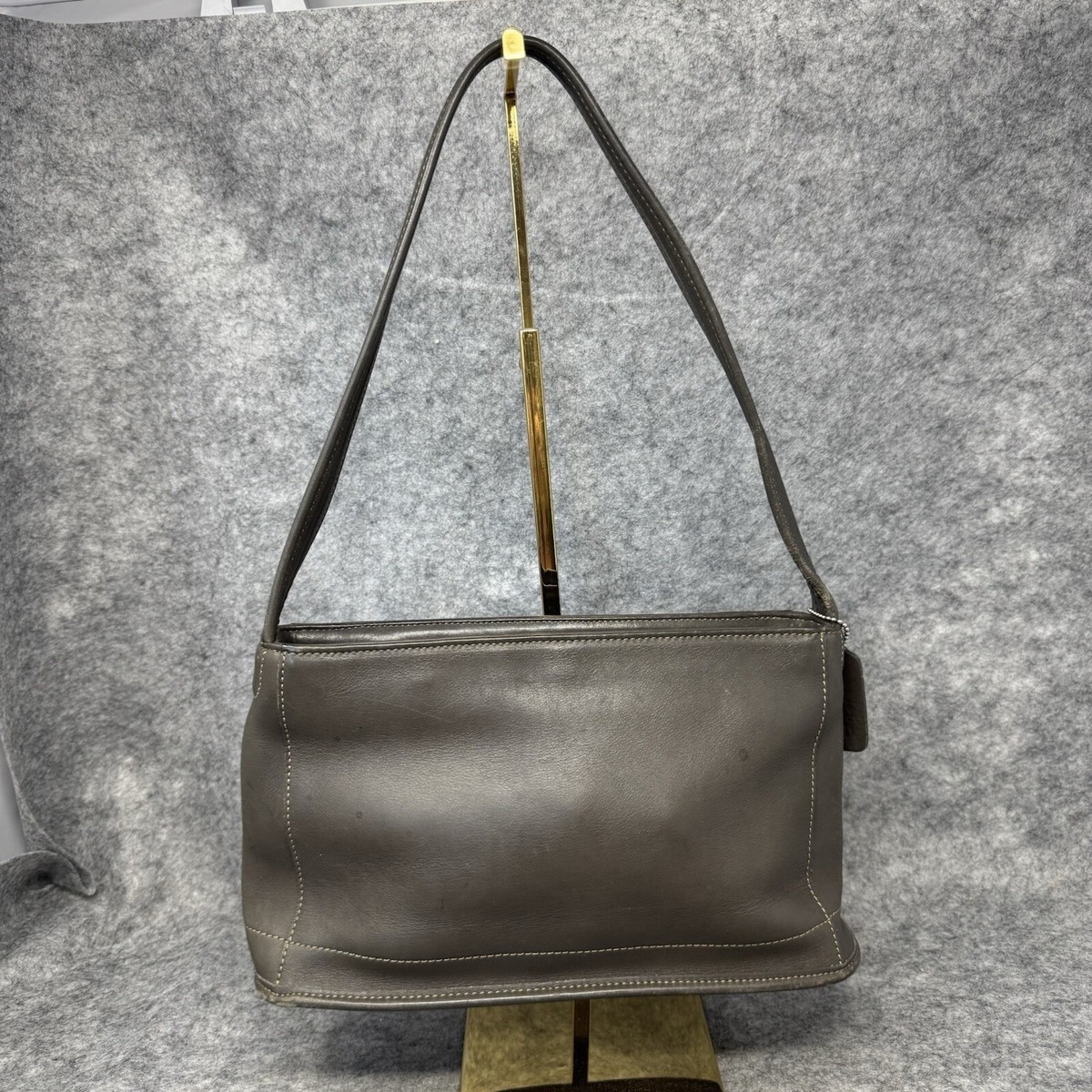 Vintage Coach 9309 Shoulder Bag Grey Vintage Leather Baguette