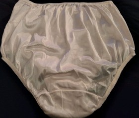 Vintage SO-EN Panties Silky Nylon w Dbl Layer Silky Nylon Gusset Lt Pink M 36-38