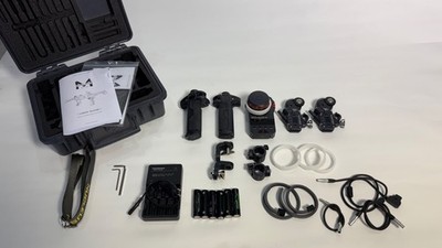 Tilta Nucleus-M Wireless Follow Focus System, 2 Handles, 2 Motoren, 1 Hand-Unit