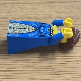 Lego Castle Fantasy Era Queen Crown Minifigure Blue 7079 Drawbridge Defense