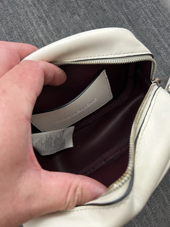Calvin Klein Jeans White Crossbody Small Bag Long Strap - Image 4 of 4
