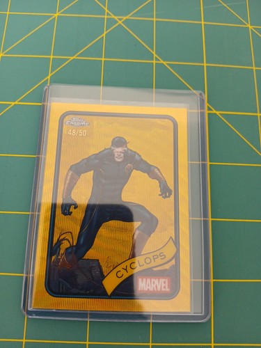 Marvel Topps Chrome 2025 Cyclops #107 Numbered /50 Gold Wave Refractor