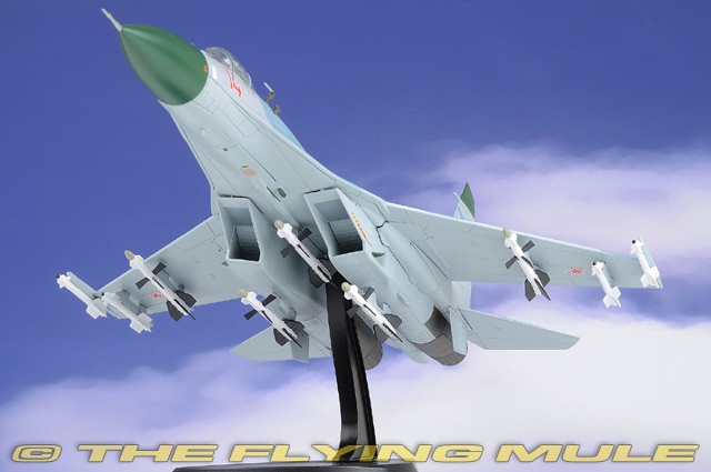 Hobby Master 1:72 Su-27 Flanker-B Russian Air Force Red 14