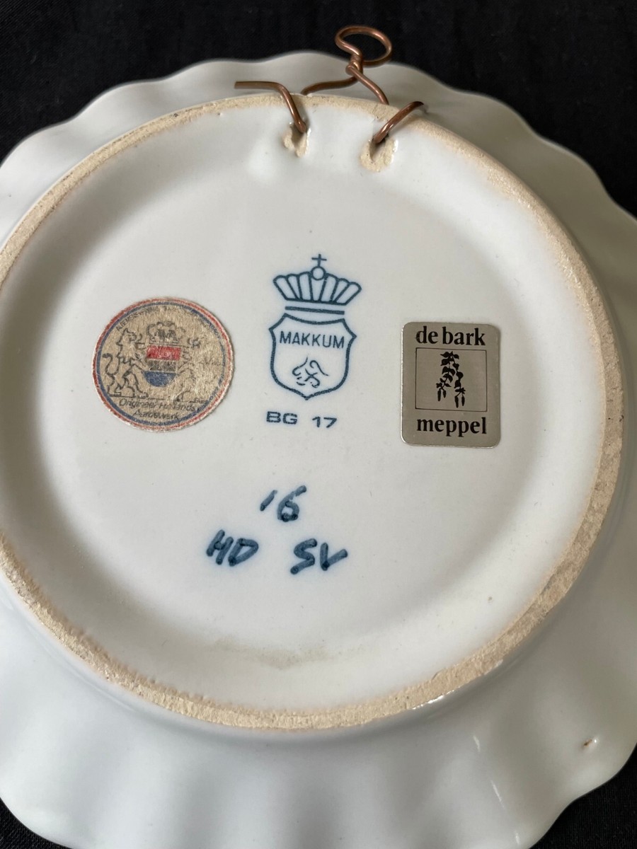 Antique WALL PLATE TICHELAAR MAKKUM BEAUTIFUL DECORATED