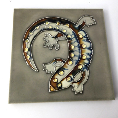 Trivet Ceramic Glazed Tile Wall Hanging Gecko Lizard 6 x 6 Grey Brown