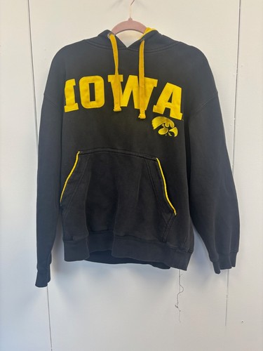 Vintage Y2K Champs Sports Team Edition Iowa Hawkeyes Hoodie Large Black Yellow