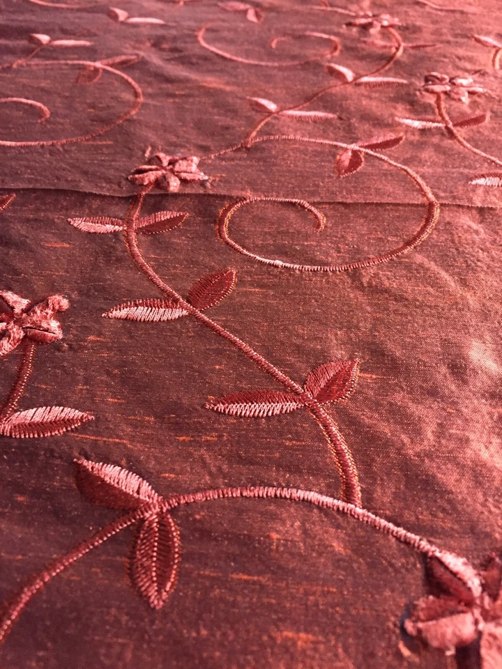 100% Pure Silk Dupioni Fabric 3D Embroideries 55” X 19”+ Christmas Holiday Deco - Image 4 of 4