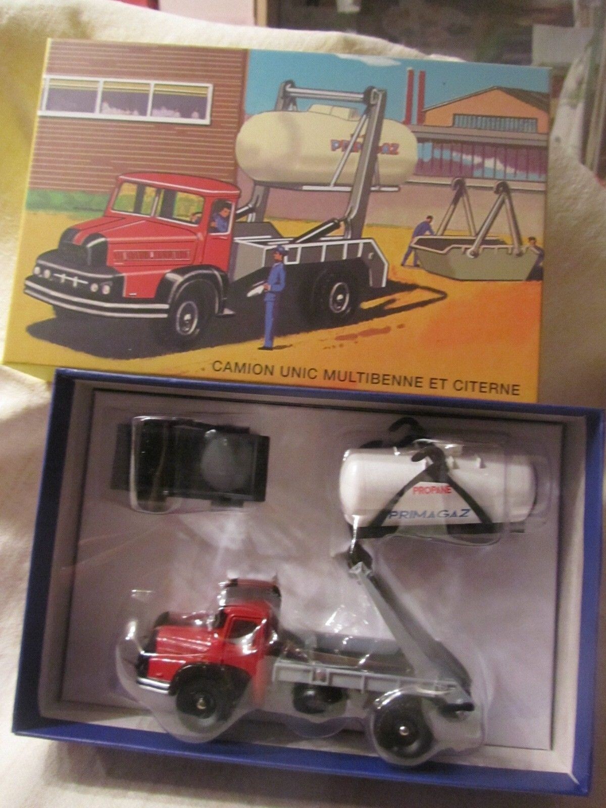 Camion Unic Izoard Multibenne Dinky Toys 805 Atlas souvenir des jouets de notre enfance