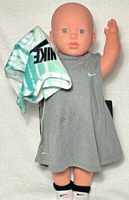 NIKE DRY Baby GIRLS 4-pc; Gift set Dress, Bodysuit, Panties Booties 0-3  Months