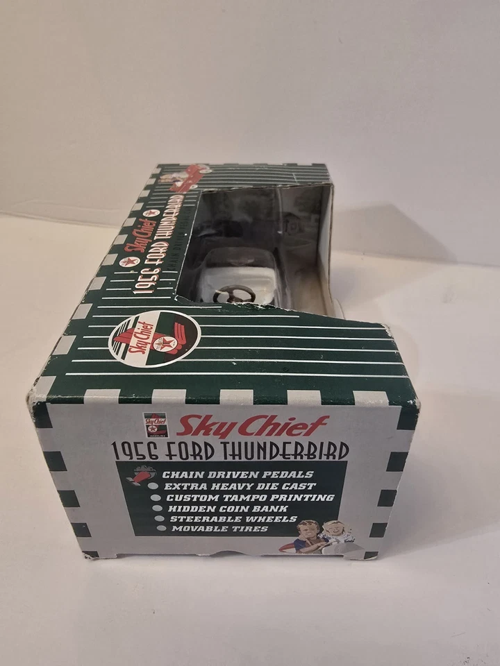 Ford Thunderbird 1956 convertible negro coche de pedales fundido a presión por caja de cambios sin abrir. Foto 4 de 4