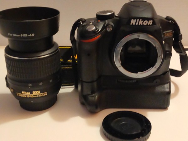 CAMARA NIKON D3200