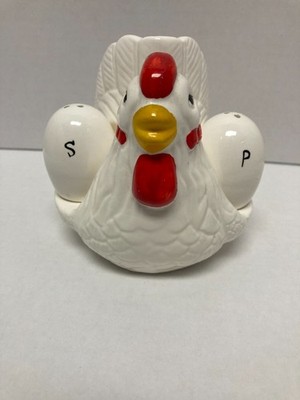 Vintage 3 PC Table Set Hen Napkin Holder W/ Egg Salt & Pepper Shakers VGC