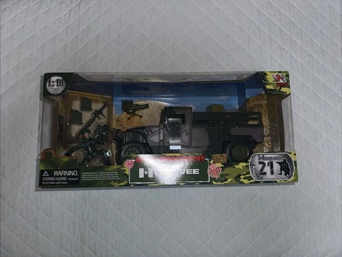 WORLD PEACEKEEPERS HUMVEE CAMO 1:18 Scale Vehicle Assault Set Figure Included