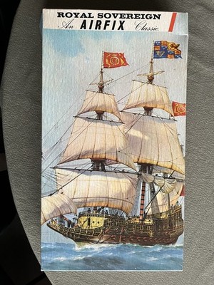 **** RAR ROYAL SOVEREIGN, AIRFIX No. F901S  1:168 ****