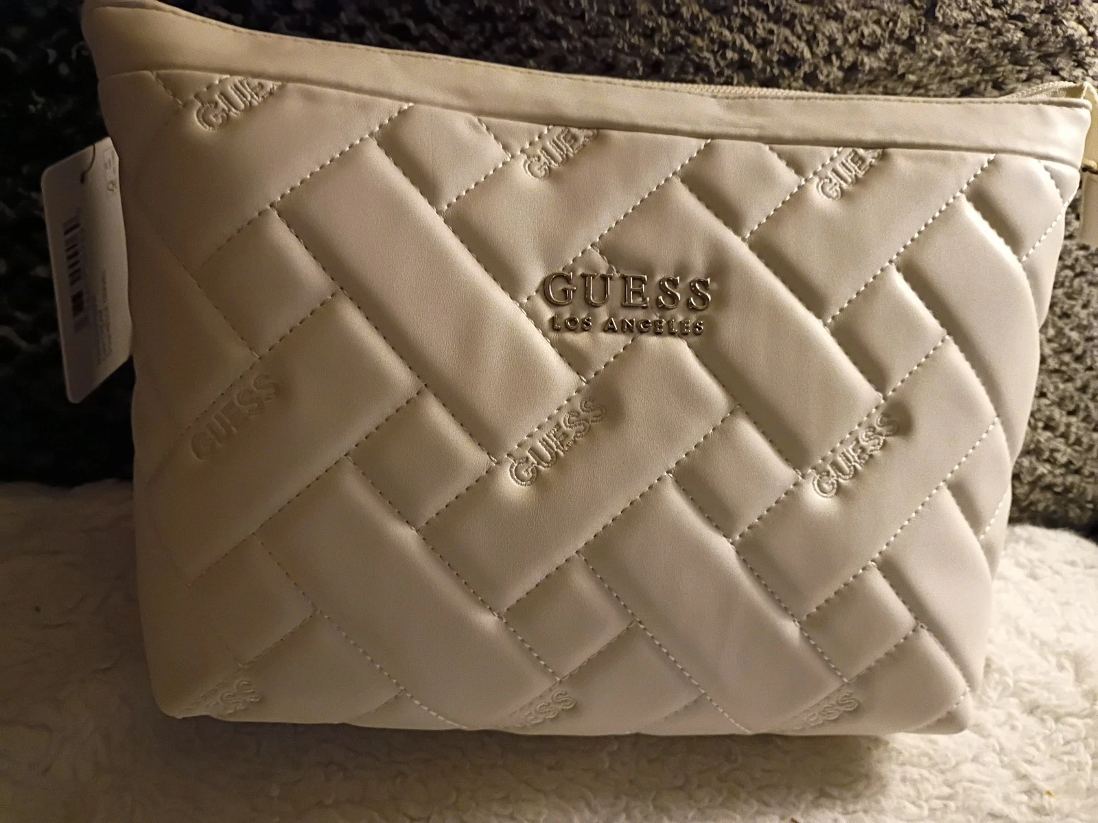 NWT Guess Kelce Travel Cosmetic Bag Cream Color Makeup Toiletry Pouch Organizer