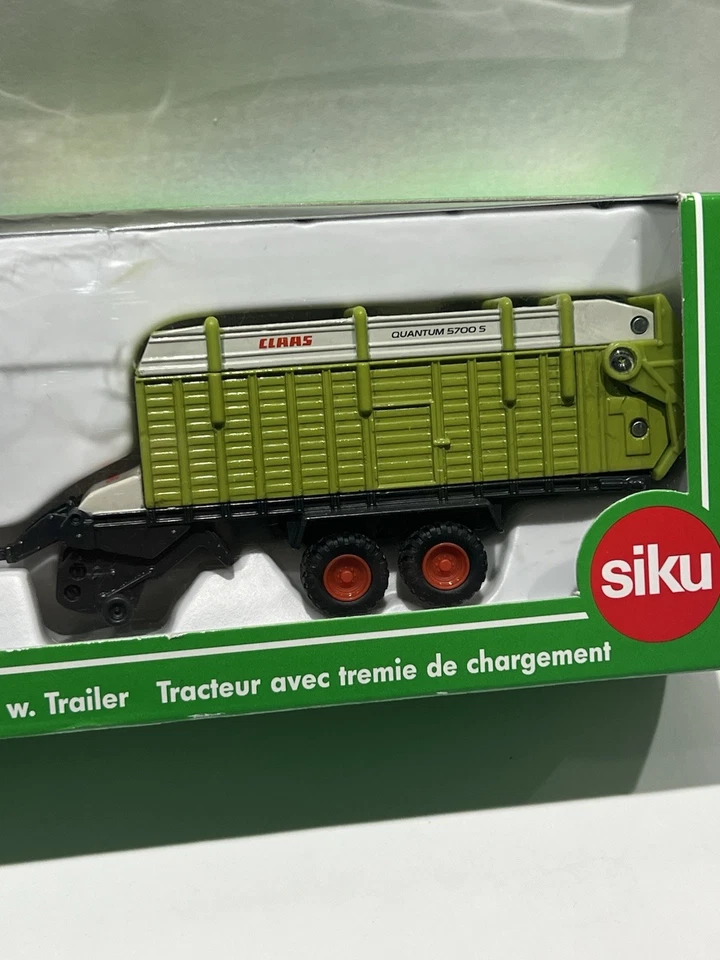 SIKU Farmer 1:87 Claas Axion 850 Tractor W Trailer #1846 Purchased In Germany - Image 4 of 4