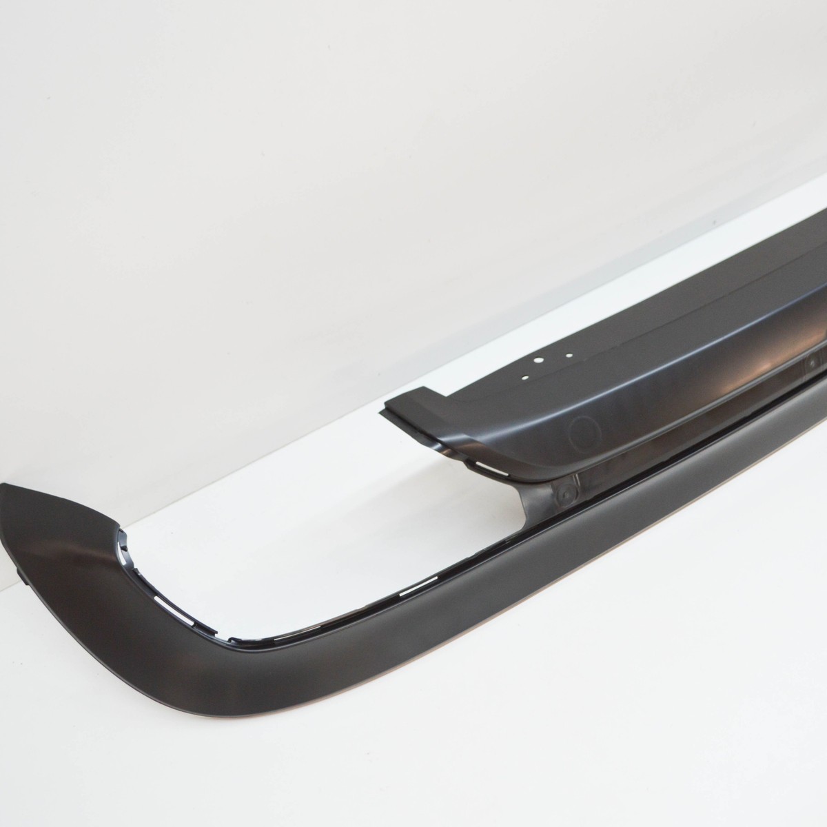 VOLVO XC60 MK2 Heckstoßstange Untere Schutzplatte 39796934 NEU