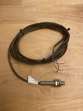 Allen-Bradley 871C-N1C8 Cylindrical Inductive Proximity Switch 10-30VDC