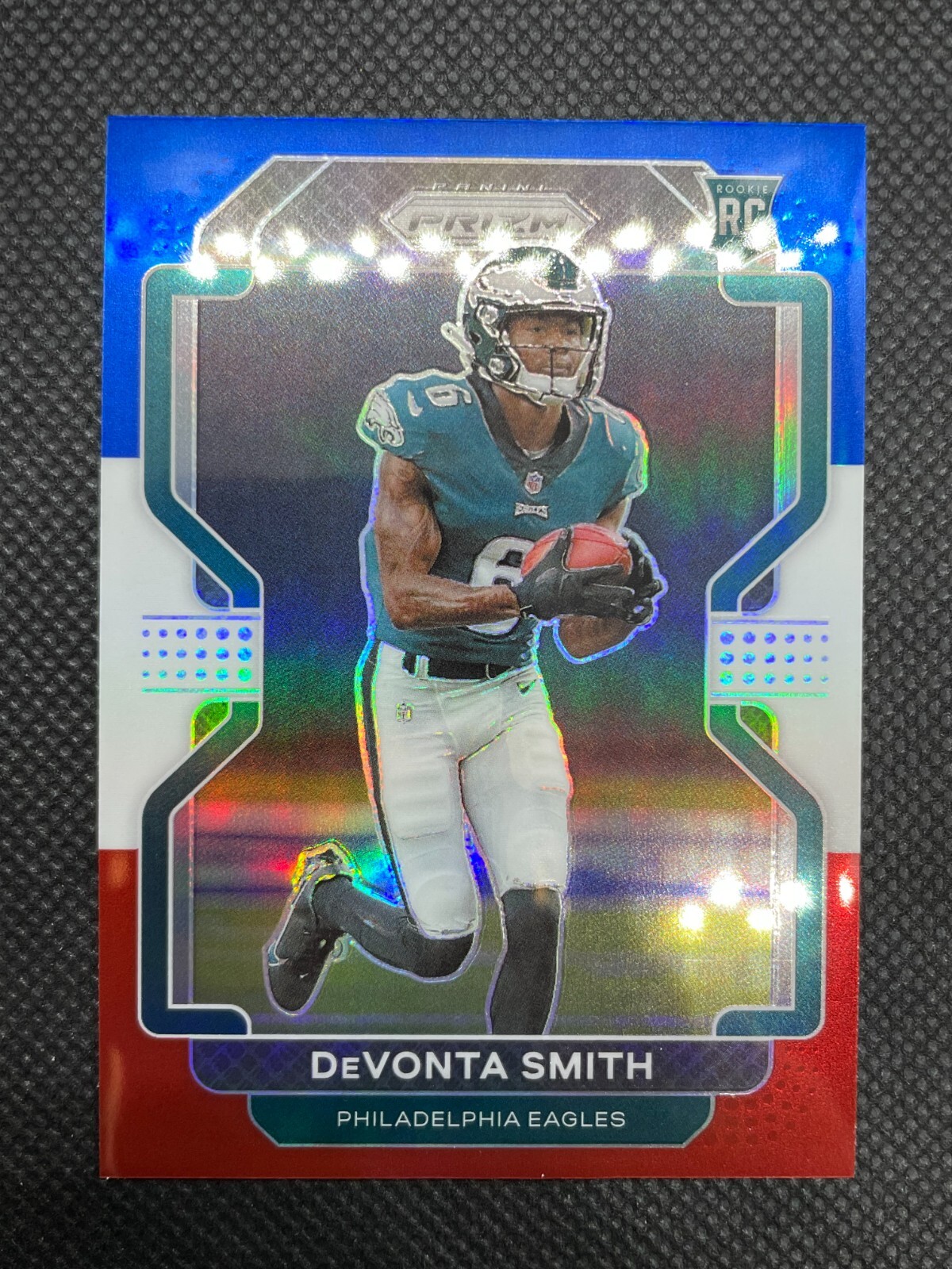 2021 Panini Prizm Devonta Smith Red White Blue Rookie RC #335 HEISMAN WINNER