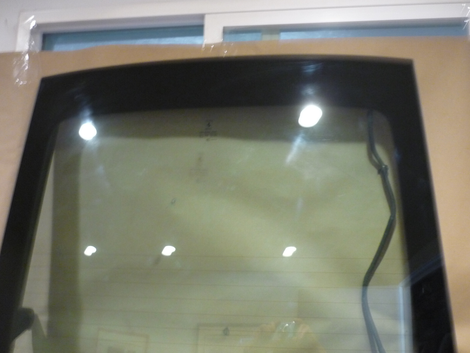Ferrari 458 Italia  - Rear Deck Lid - Scratches On Glass - P/N 81281611