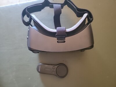 Samsung Gear VR Oculus With VR controller
