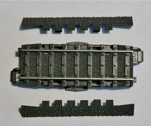 Marklin HO 24071 Märklin Straight C Track Length 70.8 mm / 2-13/16" - Picture 2 of 2
