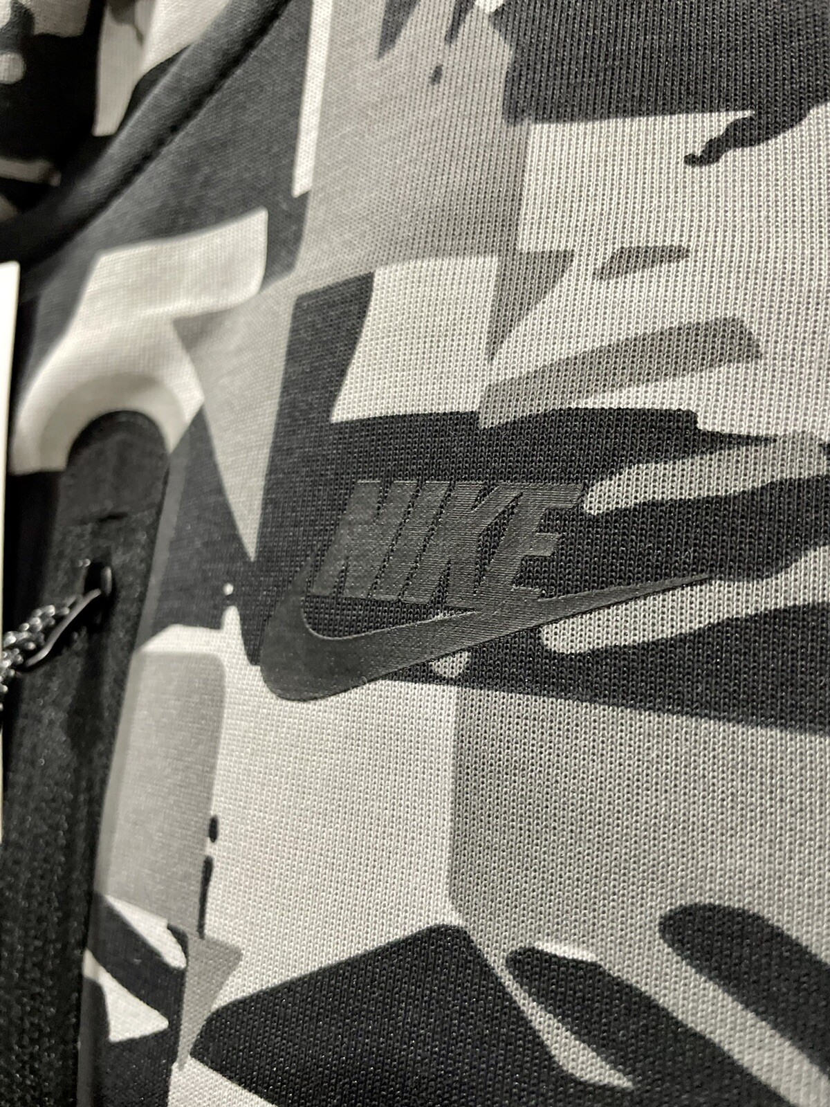 Nike Tech Fleece Zip Hoodie Jacket Digi Snow Camo White Black  Large DM6456-077 image 2