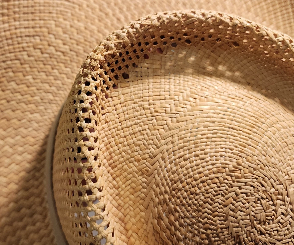 Sombrero de Golf Greg Norman Panamá-Talla LG/XL, Marrón Tiburón Logo Banda Paja Sombrero para el Sol Foto 3 de 4