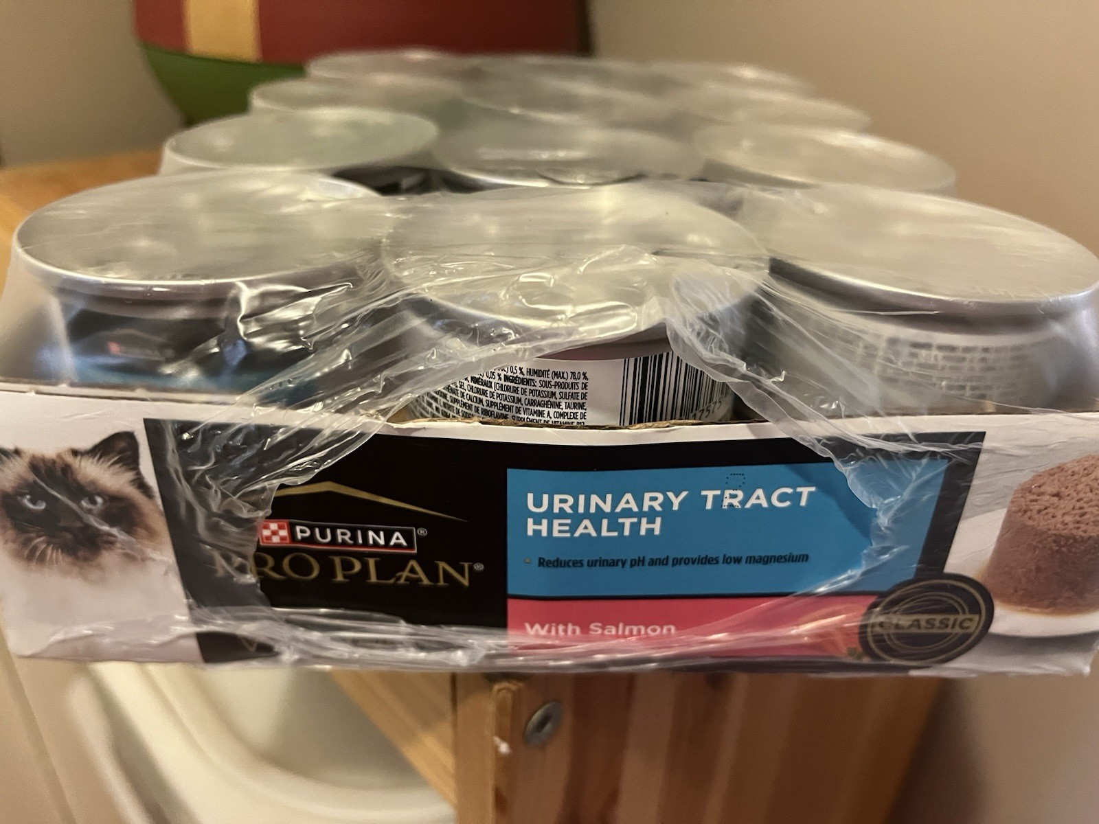 Purina Pro Plan Focus Urinary Tract Health Salmon 3 Onz Cans Case of 24