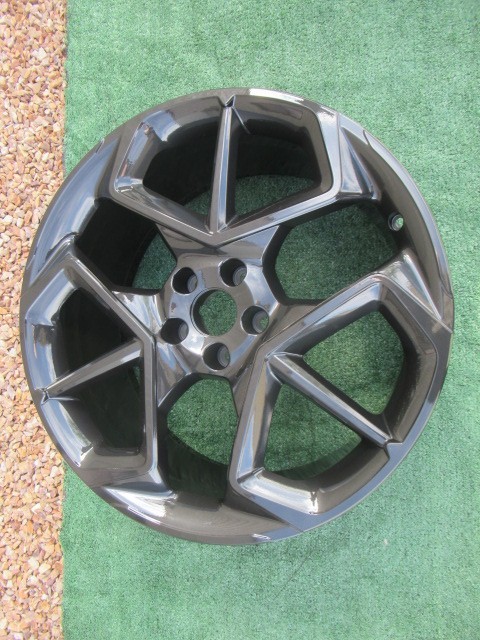 (1) MASERATI MC20 OEM FACTORY FRONT 20X9 WHEEL RIM DARK GREY COLOR 670163875
