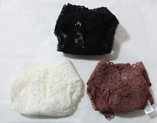 Hanky Panky Women's 3-Pack Signature Lace Thong Panty ZG3 Multicolor One Size