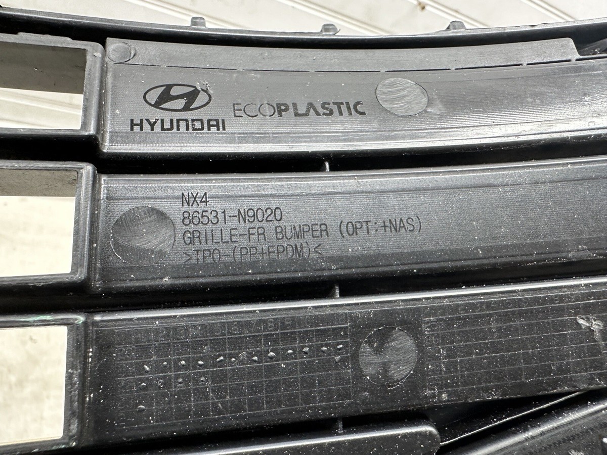 2022-2023 Hyundai Tucson Limited Front Bumper Lower Grille 86531