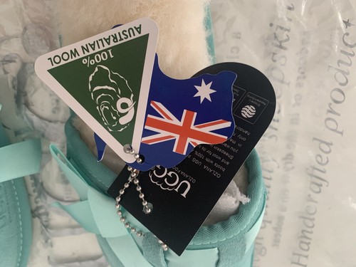 BNWT UGG OZLANA Womens Slide Slippers sz EUR 35/AUS 4-4.5 Sheepskin Sea Green - Picture 6 of 7
