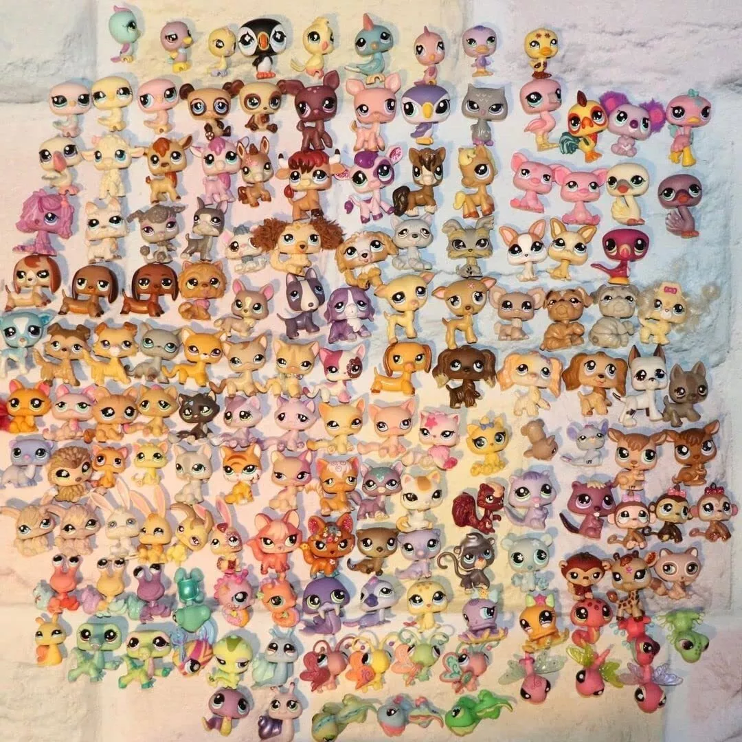 Littlest Pet Shop Random Bag 3 Pets & 7 LPS Accesories Lot Cat and Dog  Figures