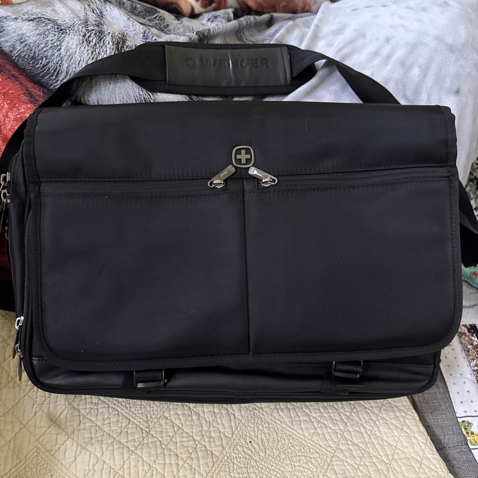 WENGER SWISS ARMY Laptop Computer Case Shoulder Bag Messenge