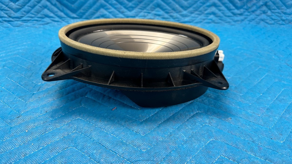 OEM Lexus GX460 Front Door Speaker RH or LH Side 86160-60460 2010
