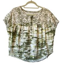Pilcro Anthropologie boxy tee M Green Short sleeve Oversized Loose relaxed fit