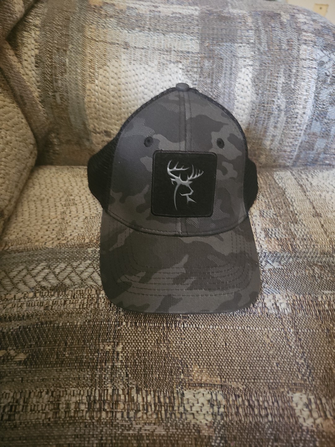 Trophy Tracker Patch Hat Hunting Cap Stretch L/XL… - image 1