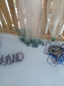 Nylon Cast Fishing Net with Rope for Unisex Use, White & Green, Durable Material