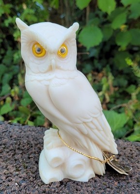 Eulenfigur aus Alabaster - Handgefertigt - von  ''HERMES Craft of popular art''