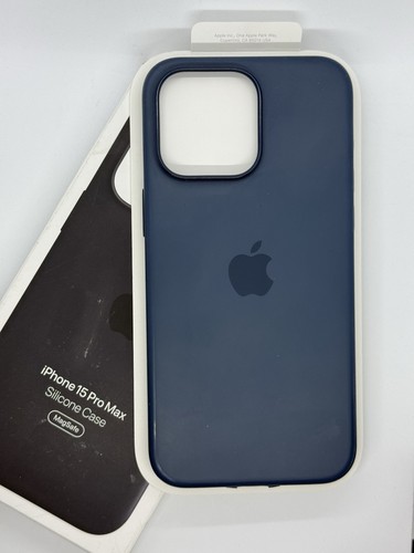 Apple iPhone 15 Pro max Genuine MagSafe Silicone Case Color Sea Blue