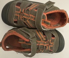 Osh Kosh Little Boy s Strappy Sandals Size 6 Gray Orange Tag Assist
