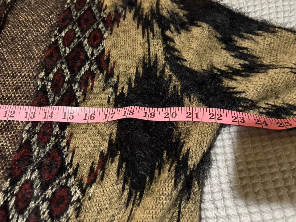 Maxsport BCBGMaxAzria Fuzzy Long Cardigan Sweater Buckle Women's Size M - Image 3 of 4